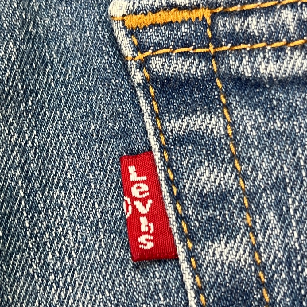 Levis 511 Jeans Mens 36x32 Medium Wash Blue Straight Leg 5 Pocket Denim EUC - Picture 5 of 14